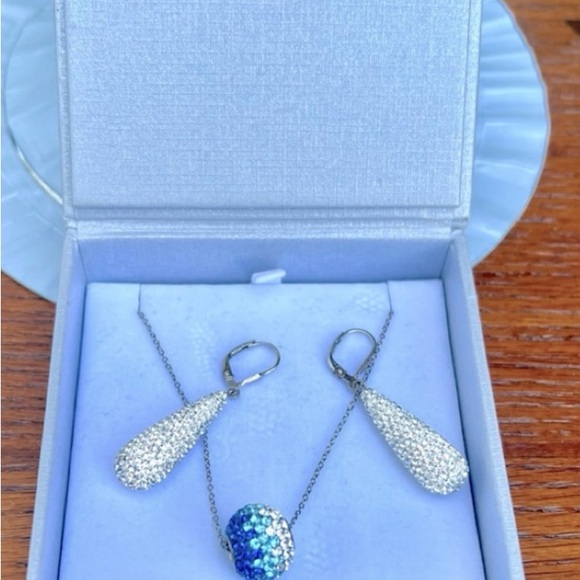 AHM 925 Sterling Silver & Crystal Necklace & Earrings Set GJ Jewelers NIB - Picture 2 of 4